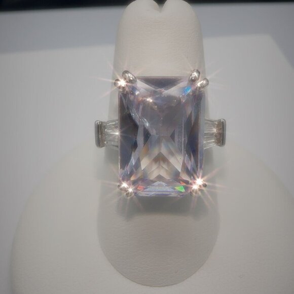 Sterling Silver Tone Cubic Zirconia Ring Size 7 - Picture 3 of 9